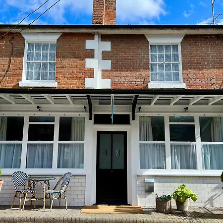 No48 - Luxe Victorian Shop Conversion In Pewsey Oare Exterior photo